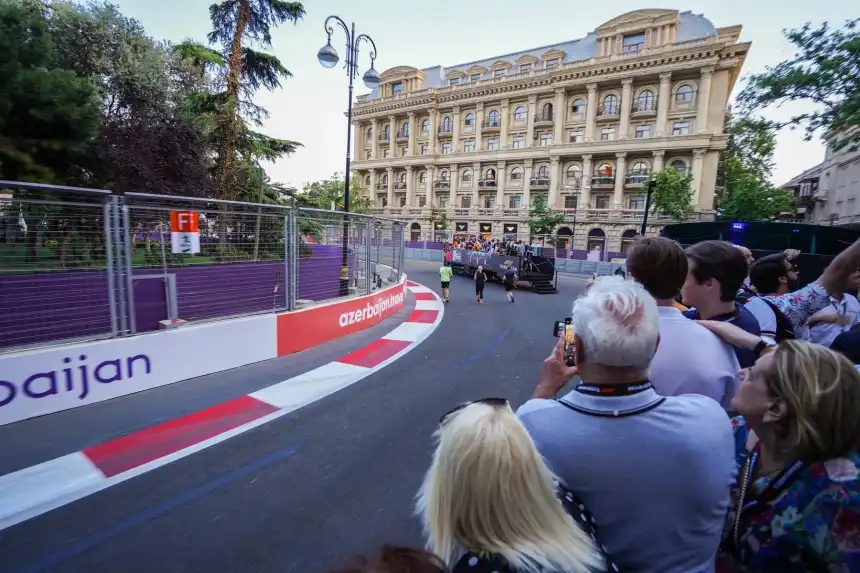 VIP F1 - Velká cena Ázerbájdžánu 2026
